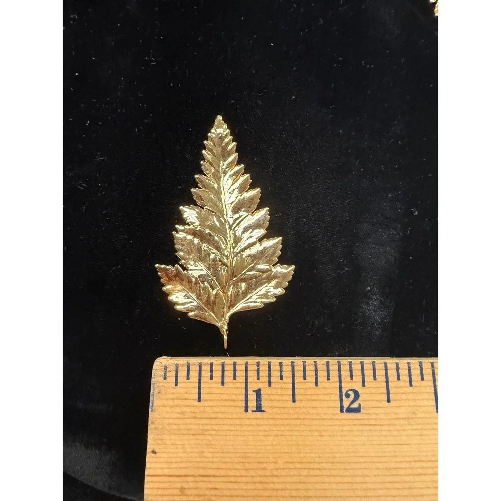 Vintage Gold Tone Fern Leaf Pendant Botanical Statement Jewelry Large 2.5 Inch